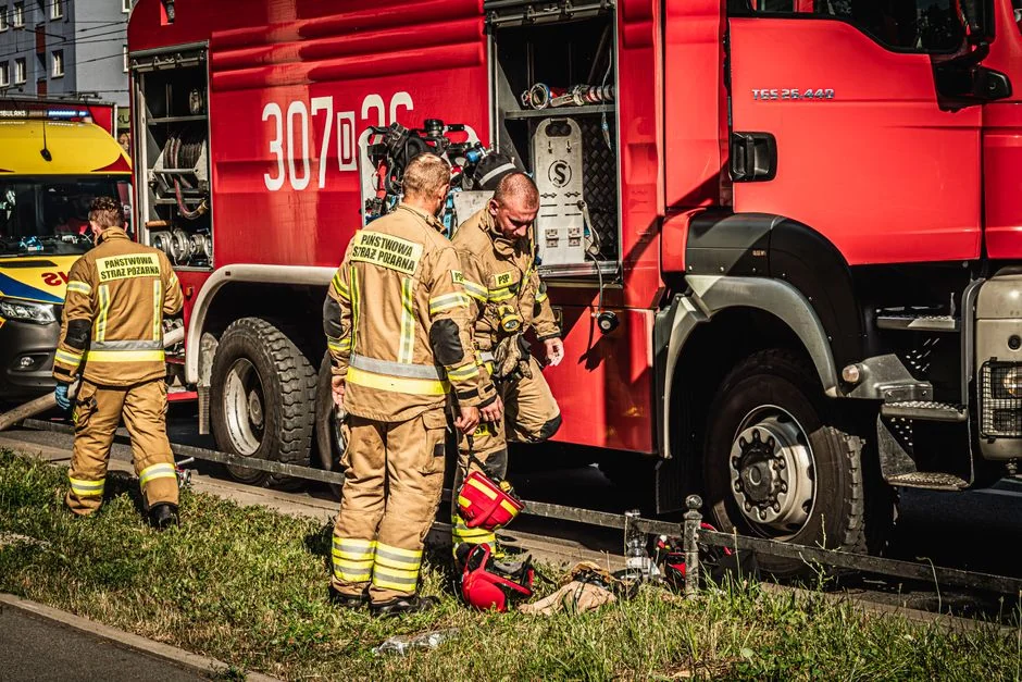 Accident pe DN7 în Sibiu: Un bărbat rănit după coliziunea dintre un TIR și un autoturism
