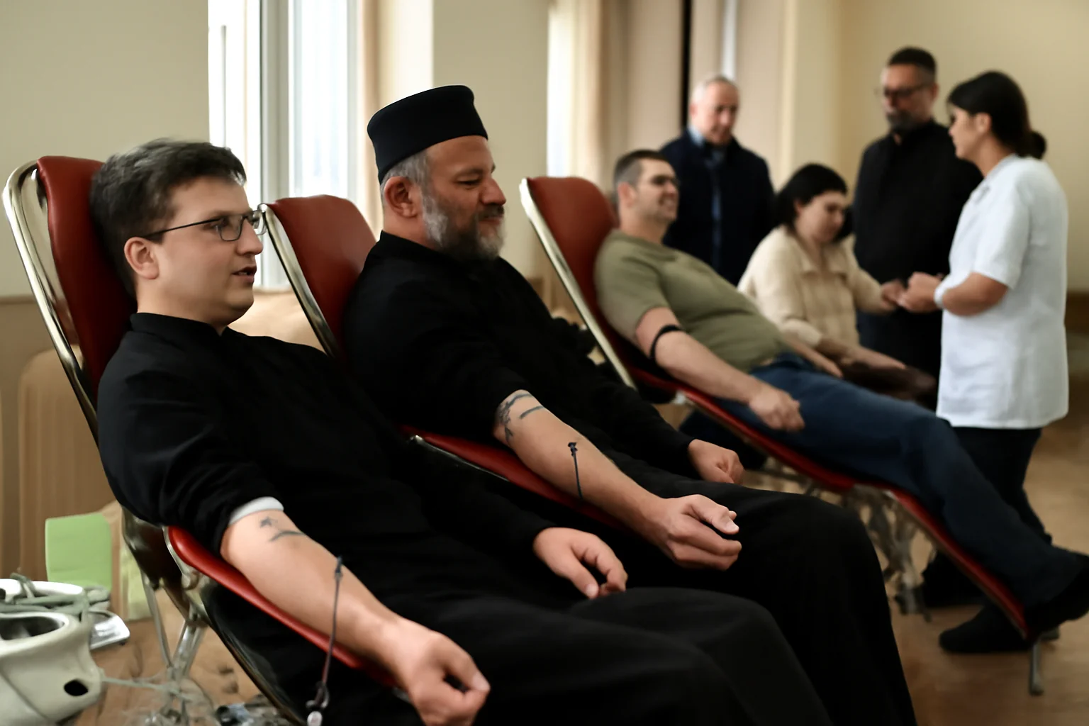 Donare de sânge cu seminariști, preoți și credincioși