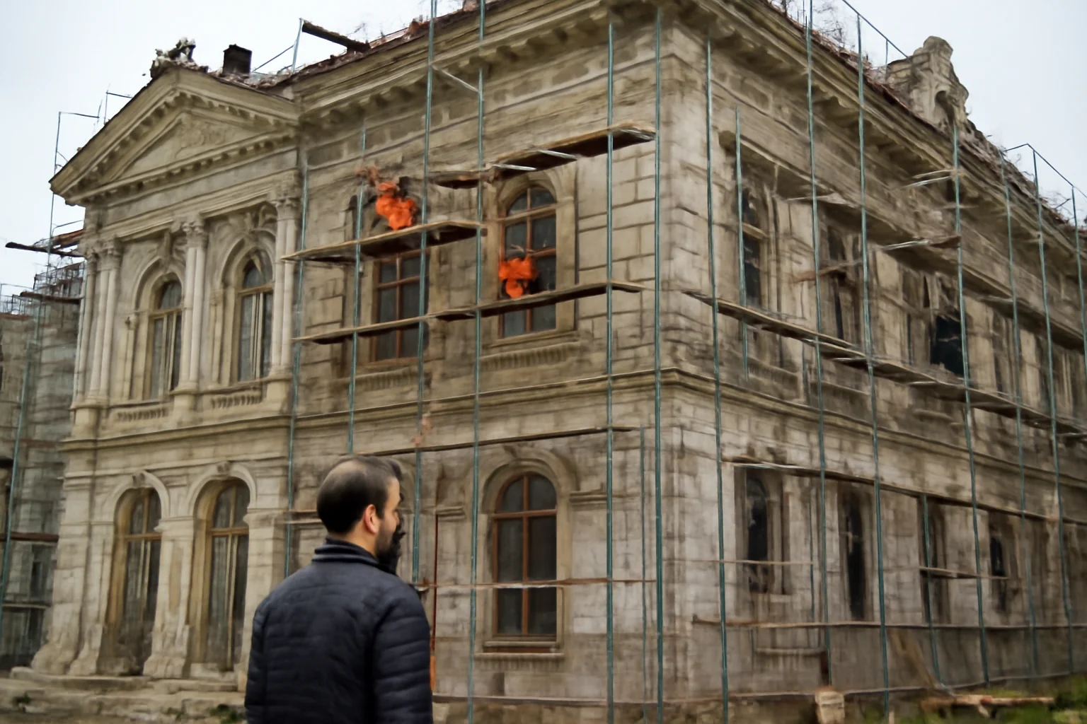 Modernizarea sediului istoric al Bibliotecii V.A. Urechia, un șantier cu scandal și costuri uriașe, blocat înainte de finalizare